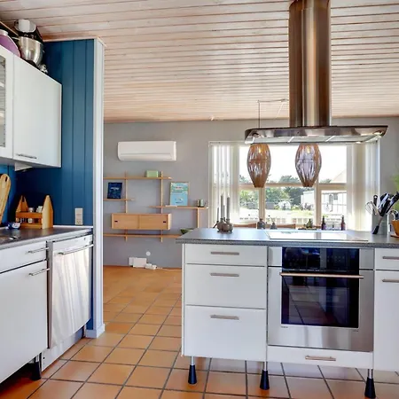 Ljubinko Holiday home *